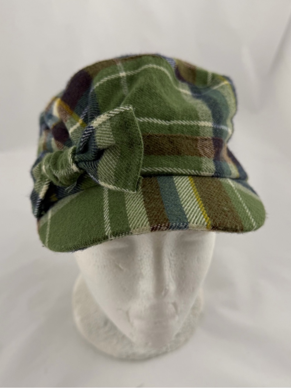 D&Y Green Plaid Wool Cap with Side Bow Accent y2k